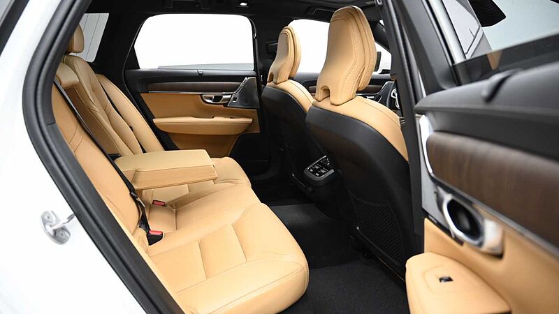 Volvo  Ultimate, B5 AWD 마일드 하이브리드, 가솔린, 브라이트