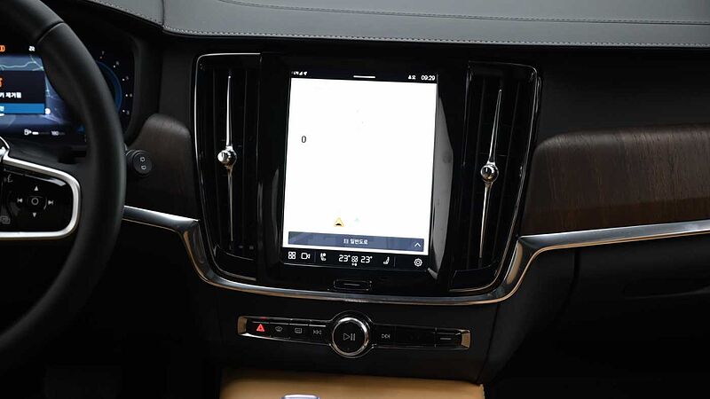 Volvo  Ultimate, B5 AWD 마일드 하이브리드, 가솔린, 브라이트