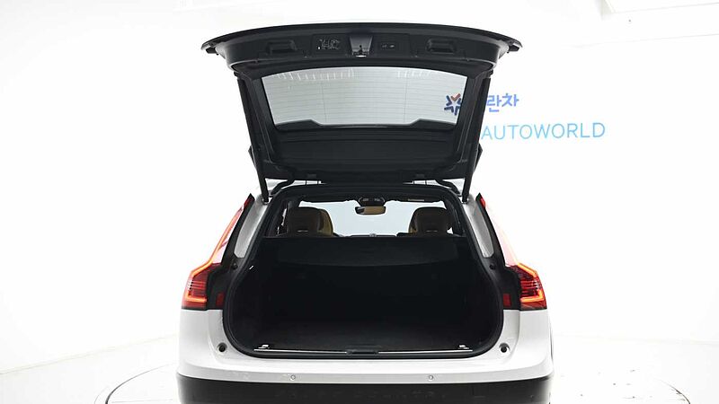 Volvo  Ultimate, B5 AWD 마일드 하이브리드, 가솔린, 브라이트