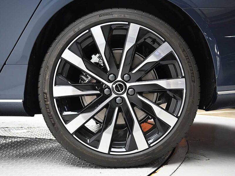 Volvo Ultra, B5 마일드 하이브리드, 가솔린, 브라이트