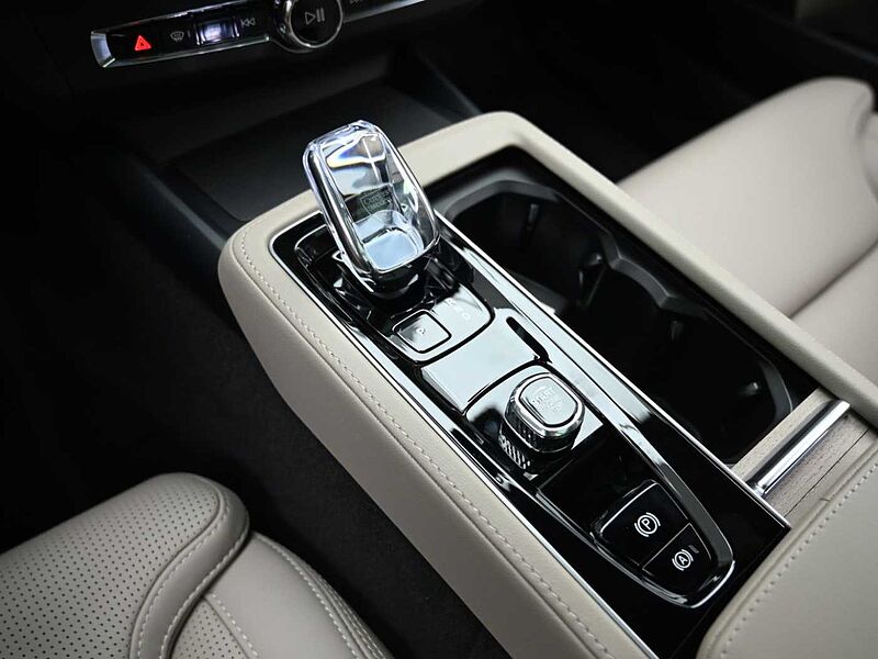 Volvo Ultra, B5 마일드 하이브리드, 가솔린, 브라이트