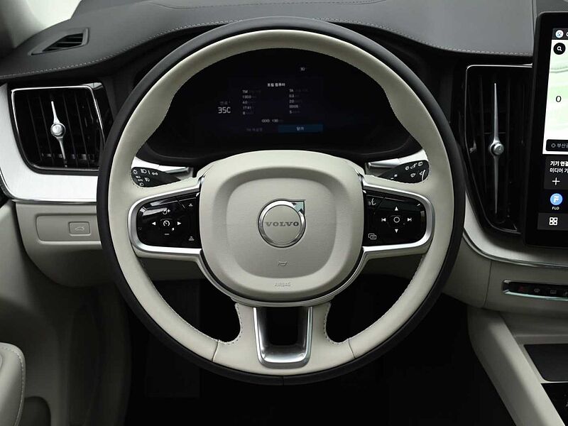 Volvo Ultra, B5 AWD 마일드 하이브리드, 가솔린, 브라이트