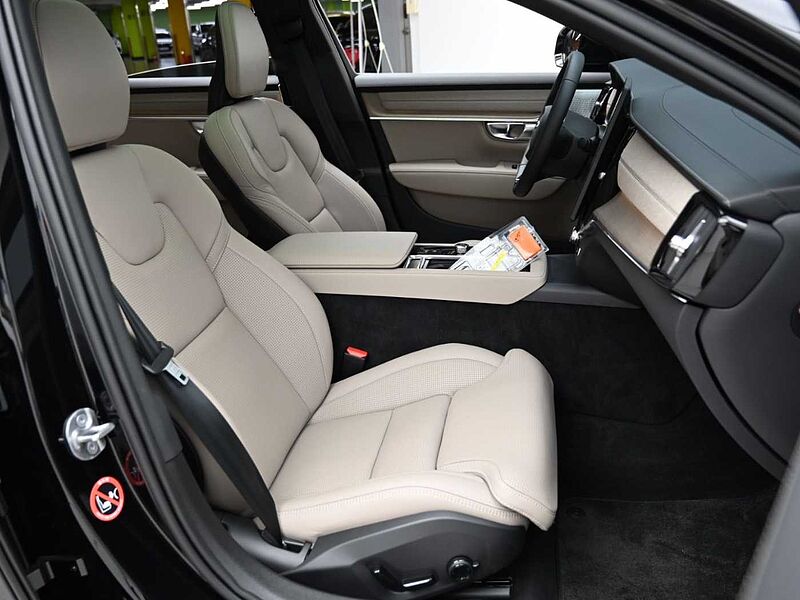 Volvo  Ultra, B5 마일드 하이브리드, 가솔린, 다크