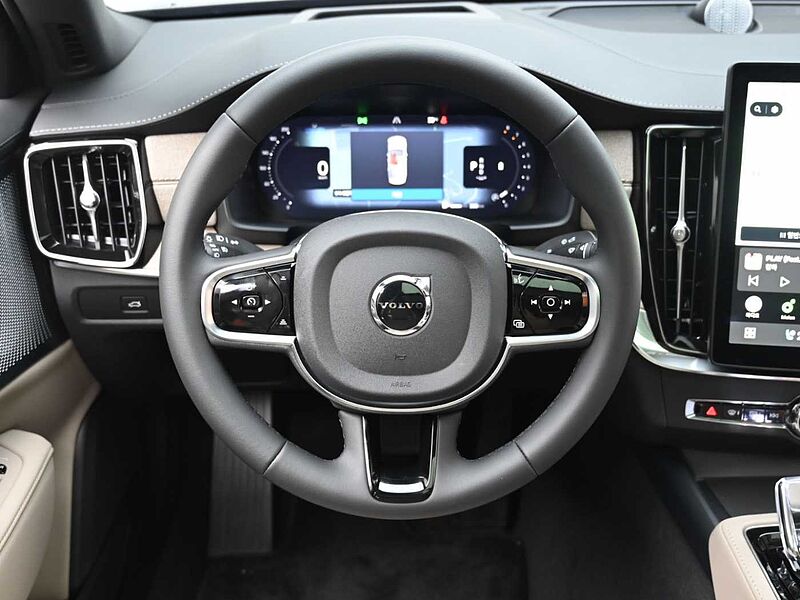 Volvo  Ultra, B5 마일드 하이브리드, 가솔린, 다크