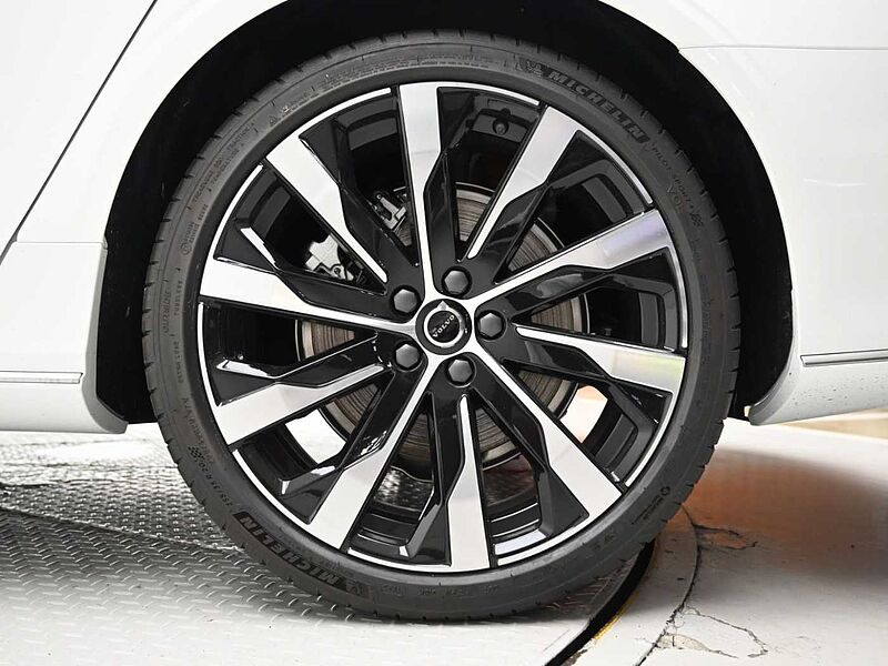 Volvo Ultra, B5 마일드 하이브리드, 가솔린, 브라이트
