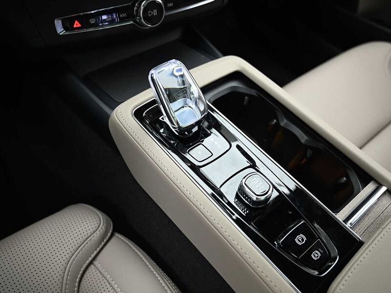 Volvo Ultra, B5 마일드 하이브리드, 가솔린, 브라이트