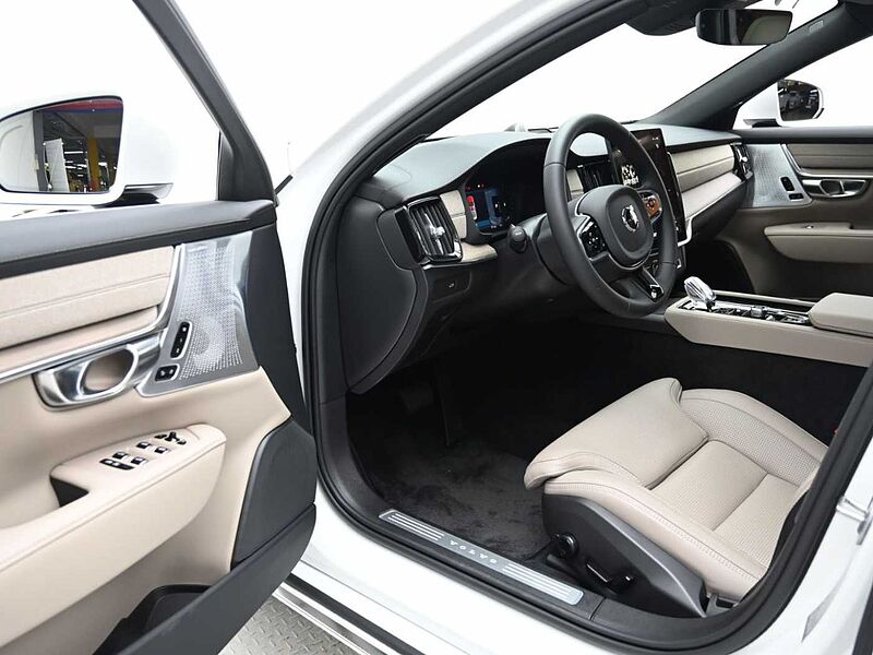 Volvo Ultra, B5 마일드 하이브리드, 가솔린, 브라이트