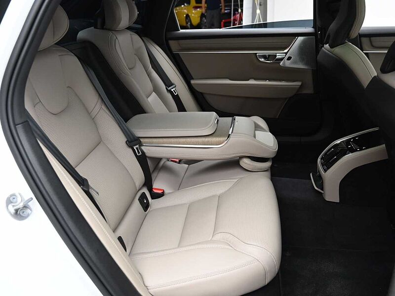 Volvo Ultra, B5 마일드 하이브리드, 가솔린, 브라이트