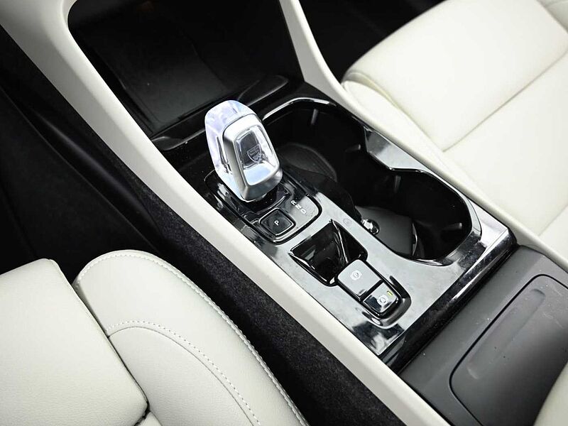 Volvo  Ultra, B4 AWD 마일드 하이브리드, 가솔린, 브라이트