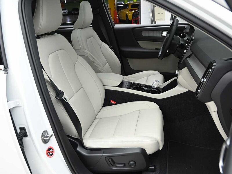 Volvo  Ultra, B4 AWD 마일드 하이브리드, 가솔린, 브라이트