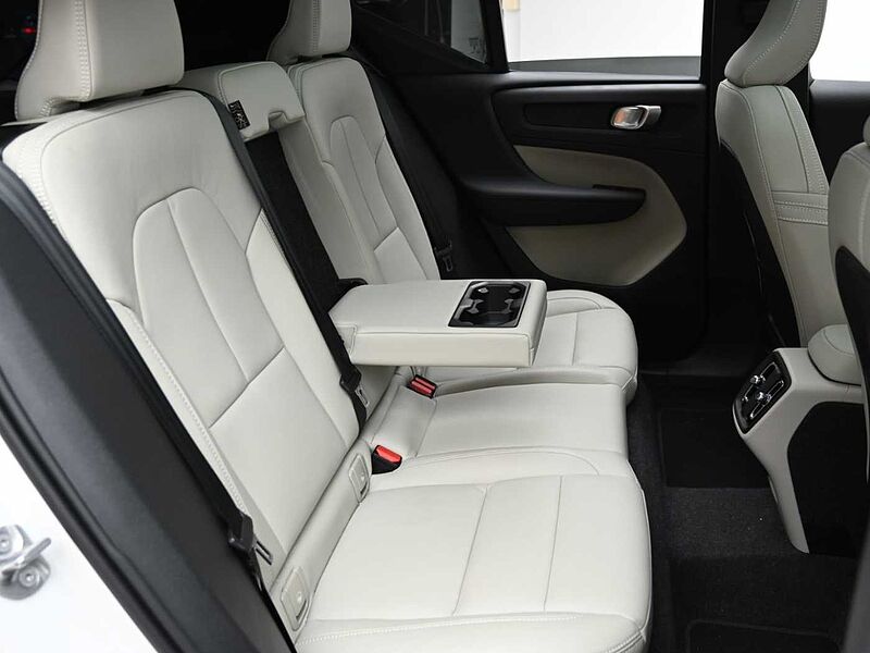 Volvo  Ultra, B4 AWD 마일드 하이브리드, 가솔린, 브라이트