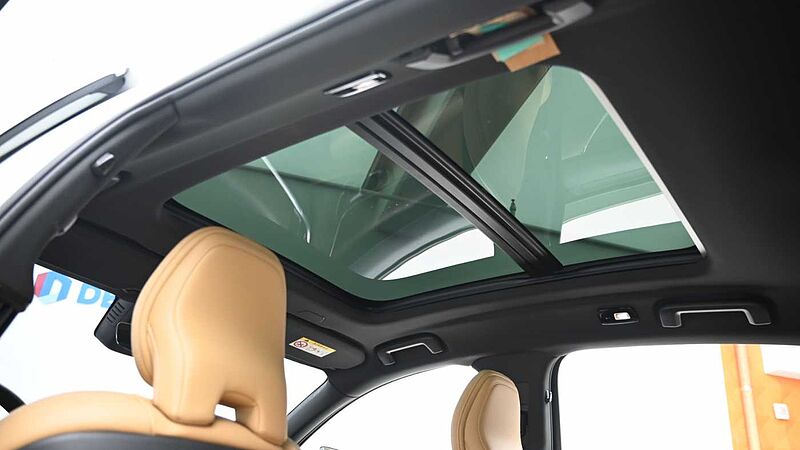 Volvo  Ultimate, B6 AWD mild hybrid, 가솔린, Bright