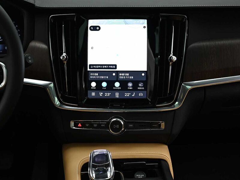 Volvo Ultimate, B5 AWD 마일드 하이브리드, 가솔린, 브라이트
