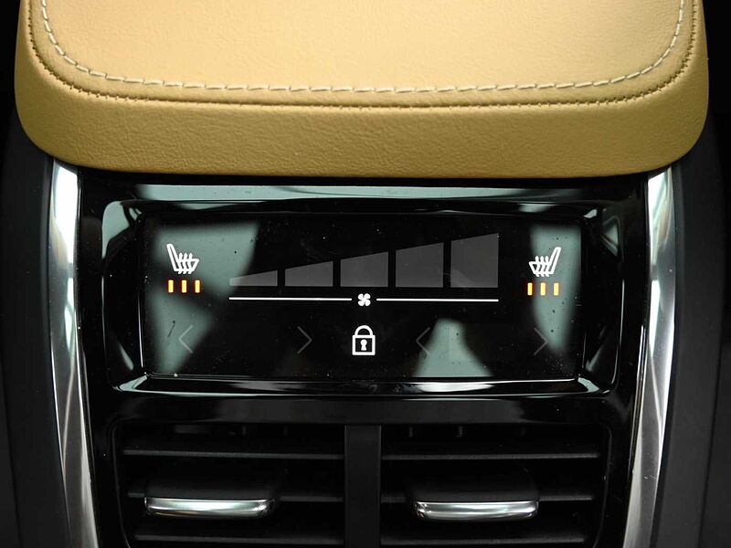 Volvo  Ultra, B5 AWD 마일드 하이브리드, 가솔린, 브라이트