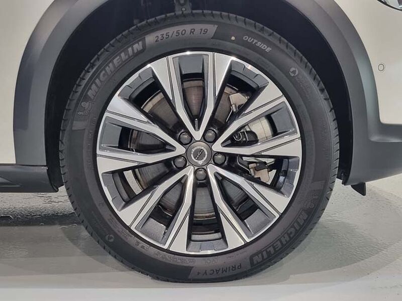 Volvo  Ultra, 브라이트