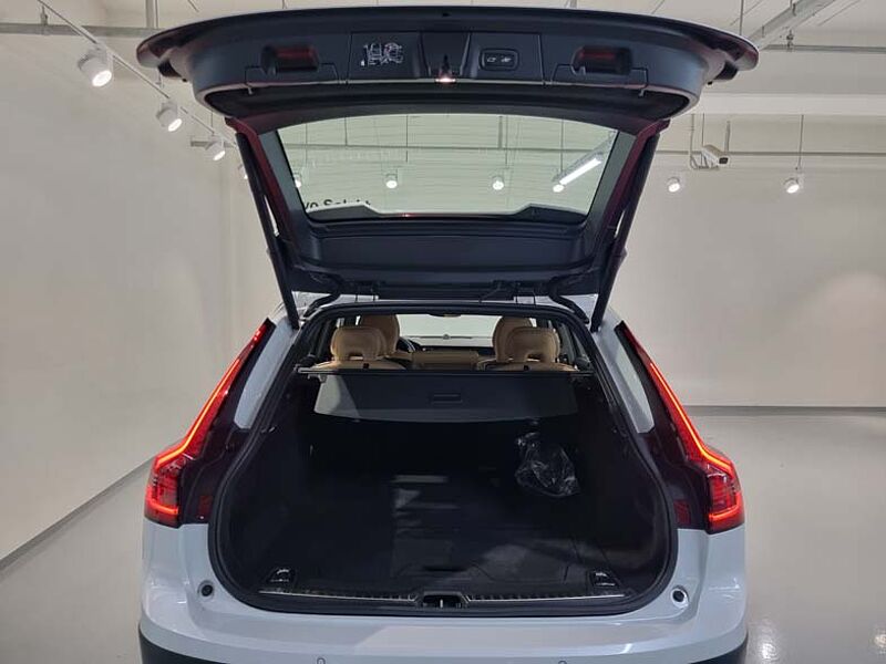 Volvo  Ultra, 브라이트