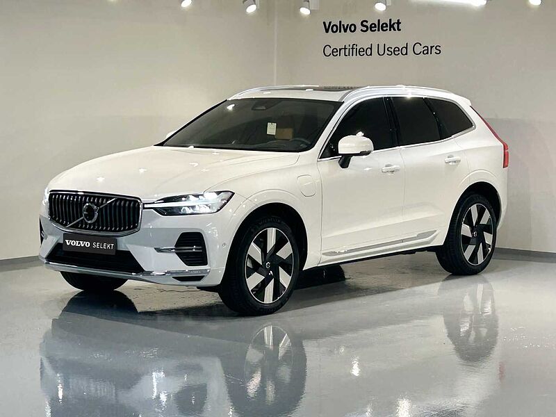 Volvo  Ultra, T8 AWD  브라이트