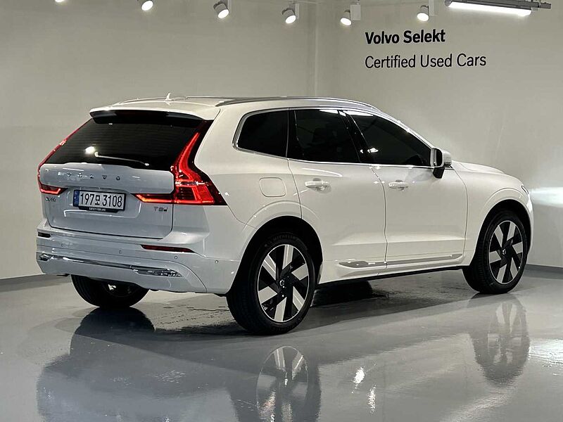 Volvo  Ultra, T8 AWD  브라이트