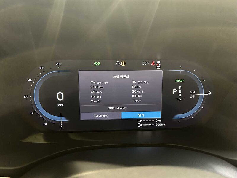 Volvo  Ultra, T8 AWD  브라이트