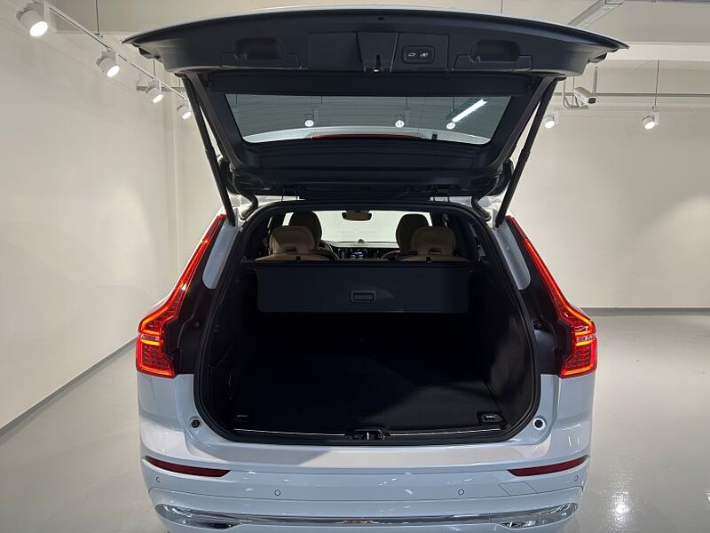 Volvo  Ultra, T8 AWD, 브라이트
