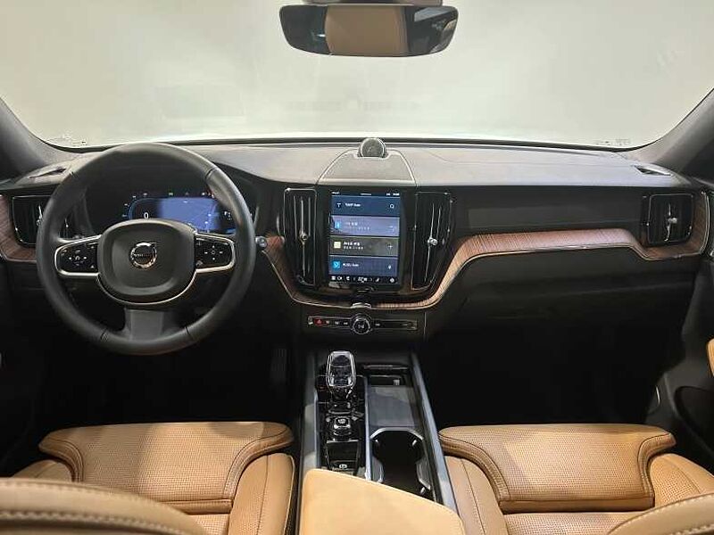 Volvo  Ultra, T8 AWD, 브라이트