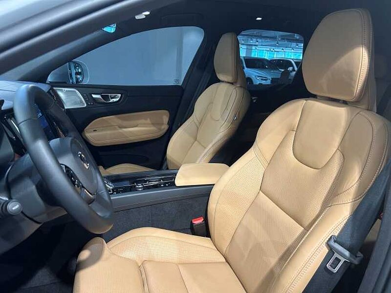 Volvo  Ultra, T8 AWD, 브라이트