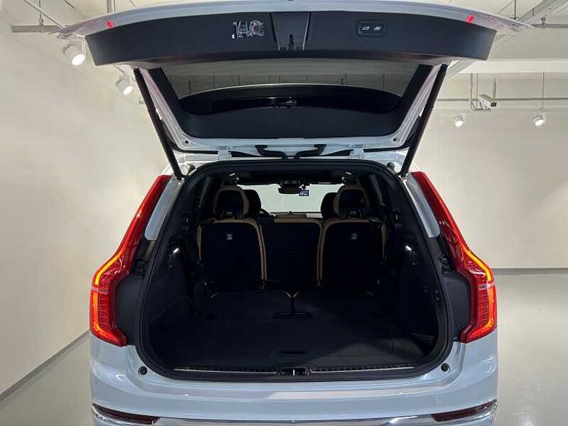 Volvo  Recharge Ultimate, T8 AWD, 브라이트