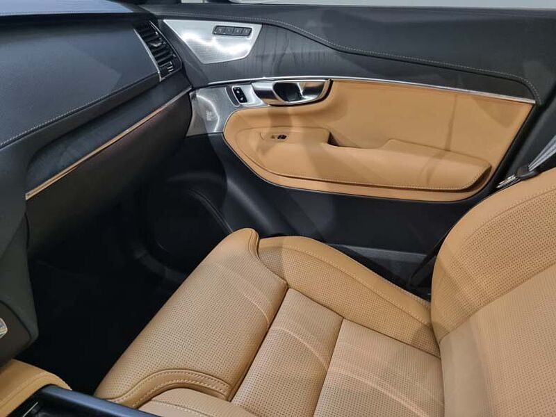 Volvo  Ultimate, B6 AWD 브라이트,