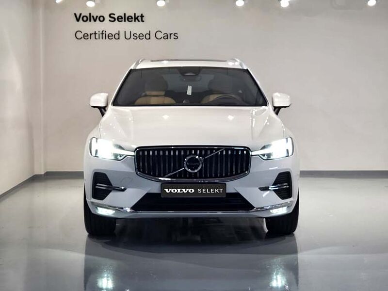 Volvo  Ult Bright, B5 AWD