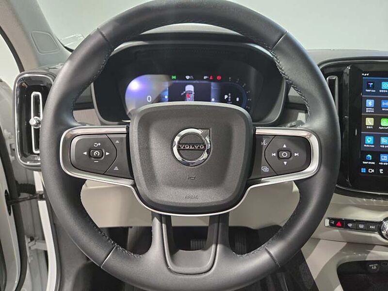Volvo  Ultra, B4 AWD 울트라 브라이트
