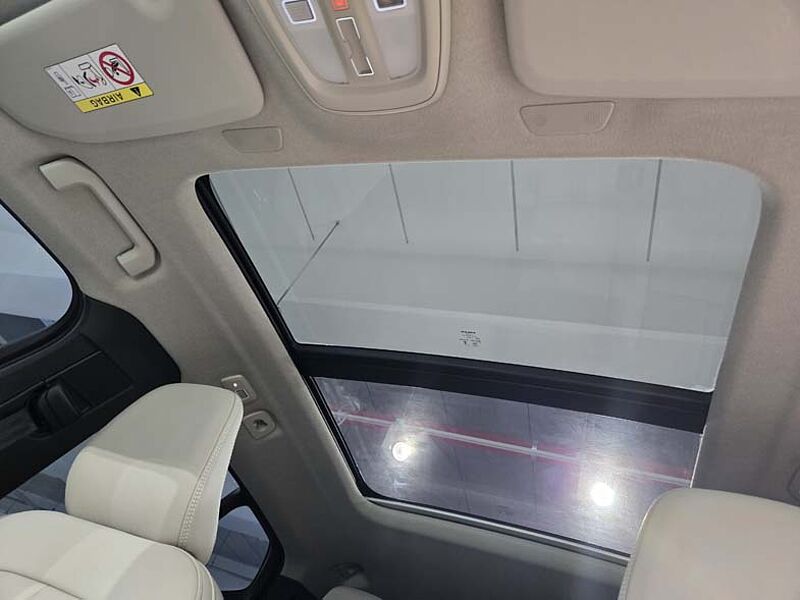 Volvo  Ultra, B4 AWD 울트라 브라이트