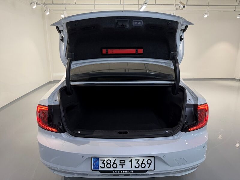 Volvo  Ultimate, B5, 브라이트