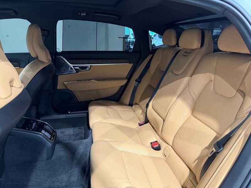 Volvo  Ultimate, B5, 브라이트