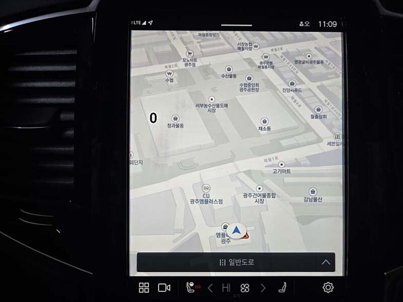 Volvo  Ultra, B6 AWD