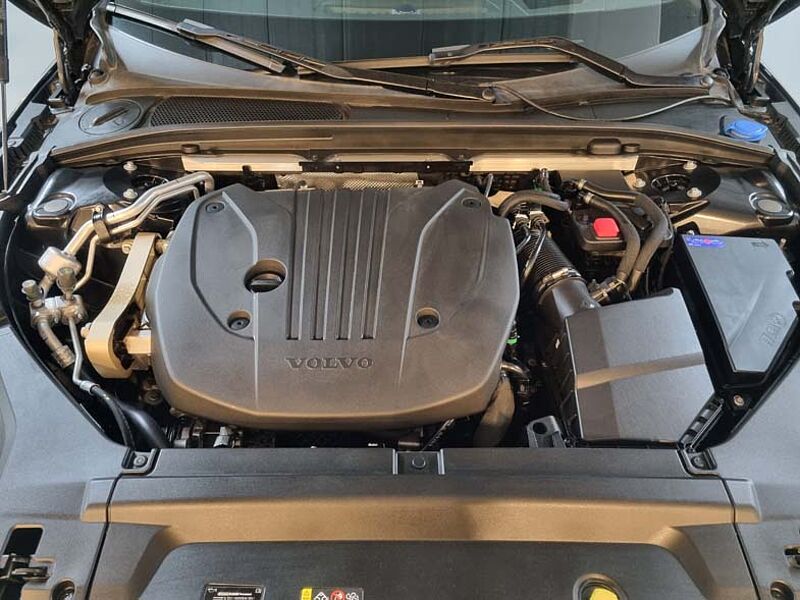 Volvo Ultimate, B5 AWD