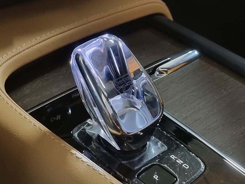 Volvo Ultimate, B5 AWD