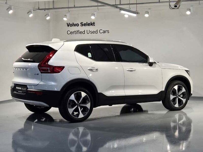 Volvo  Ultra, B4 AWD 가솔린