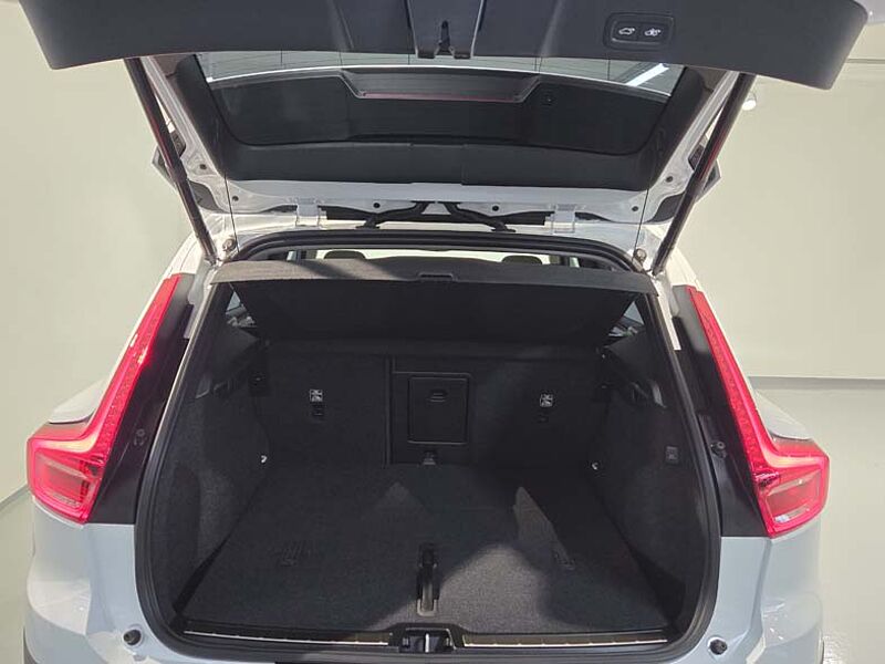 Volvo  Ultra, B4 AWD 가솔린