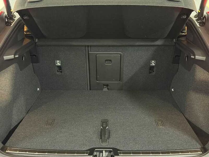 Volvo  Recharge Ultimate, Twin Motor