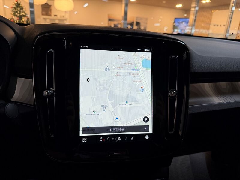 Volvo  Recharge Ultimate, Twin Motor