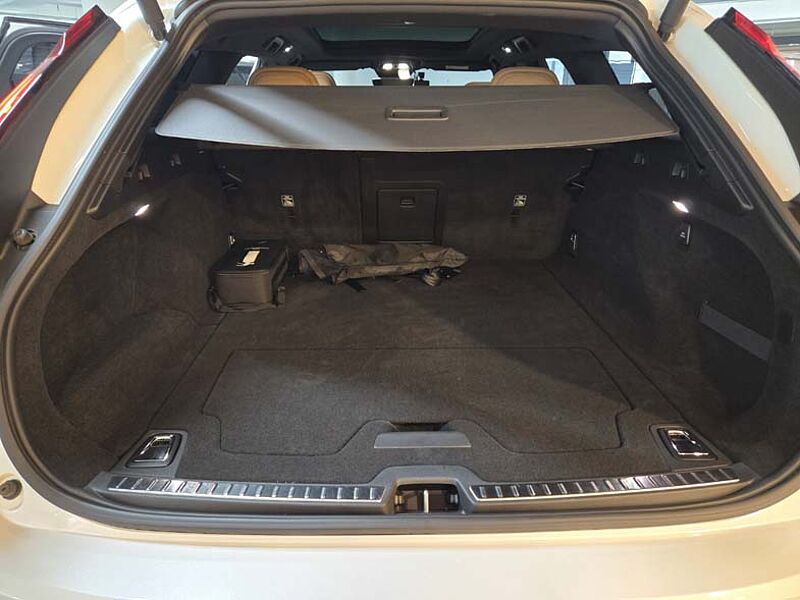 Volvo  Ultimate, B5 AWD 가솔린