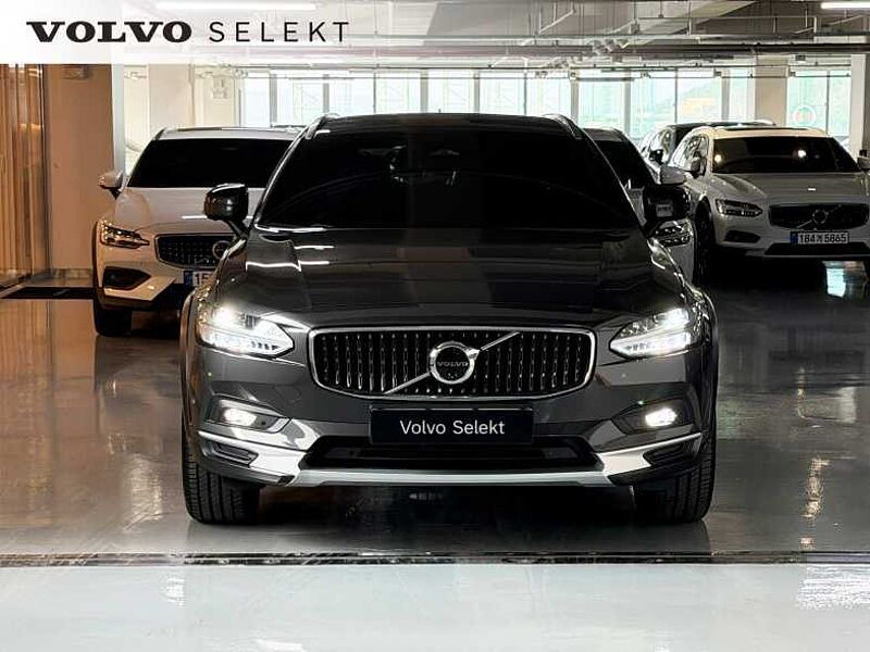 Volvo  Ultimate, B5 AWD, 브라이트