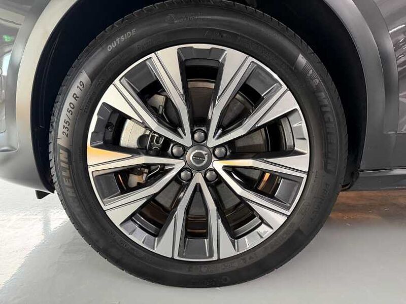 Volvo  Ultimate, B5 AWD, 브라이트