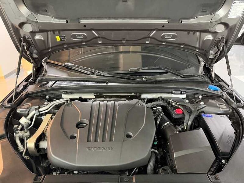 Volvo  Ultimate, B5 AWD, 브라이트