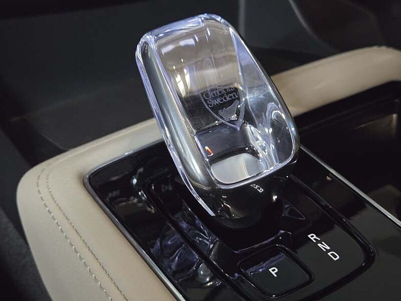 Volvo Ultra, B6 AWD 가솔린, 브라이트