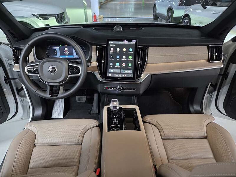 Volvo Ultra, B6 AWD 가솔린, 브라이트