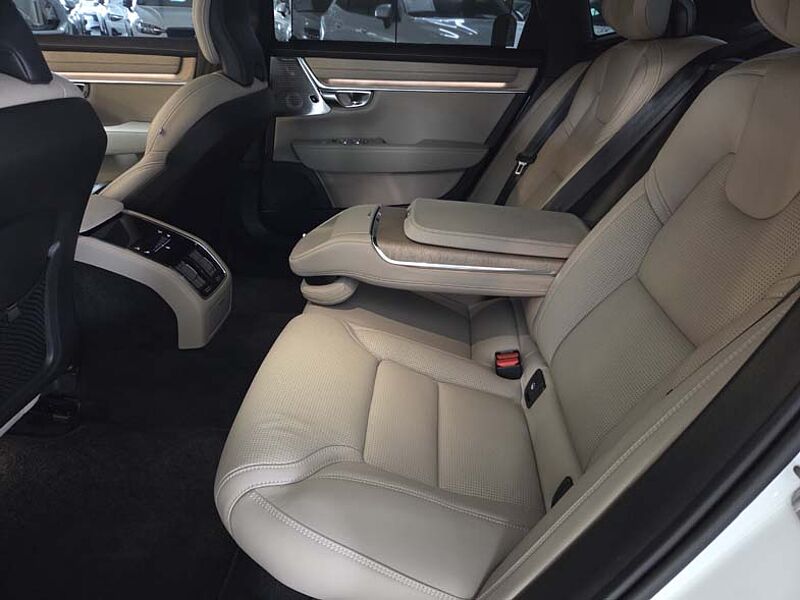 Volvo  Ultra, B5