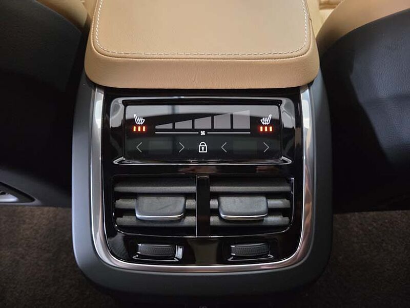 Volvo  Recharge Ultimate, T8 AWD 플러그-인 하이브리드, 전기/가솔린, 브라이트, 7 좌석