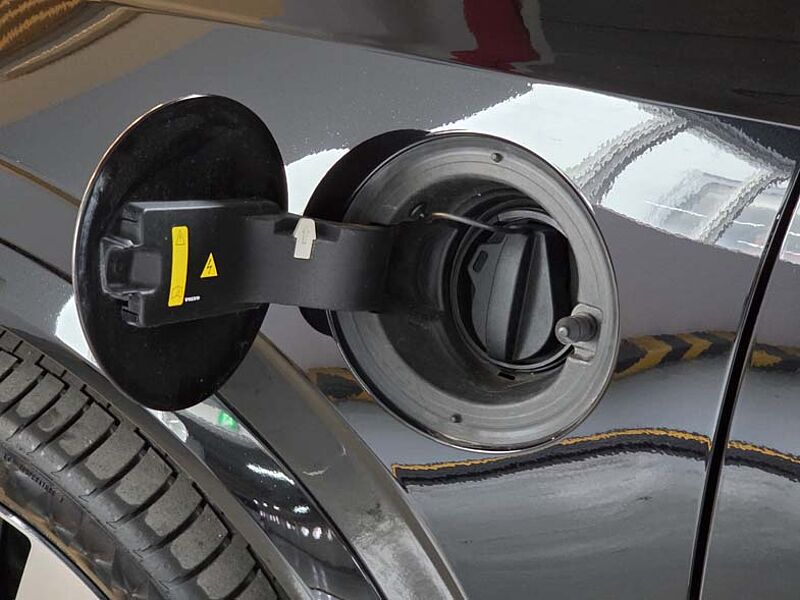 Volvo  Recharge Ultimate, T8 AWD 플러그-인 하이브리드, 전기/가솔린, 브라이트, 7 좌석