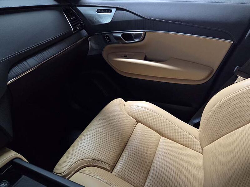 Volvo  Recharge Ultimate, T8 AWD 플러그-인 하이브리드, 전기/가솔린, 브라이트, 7 좌석